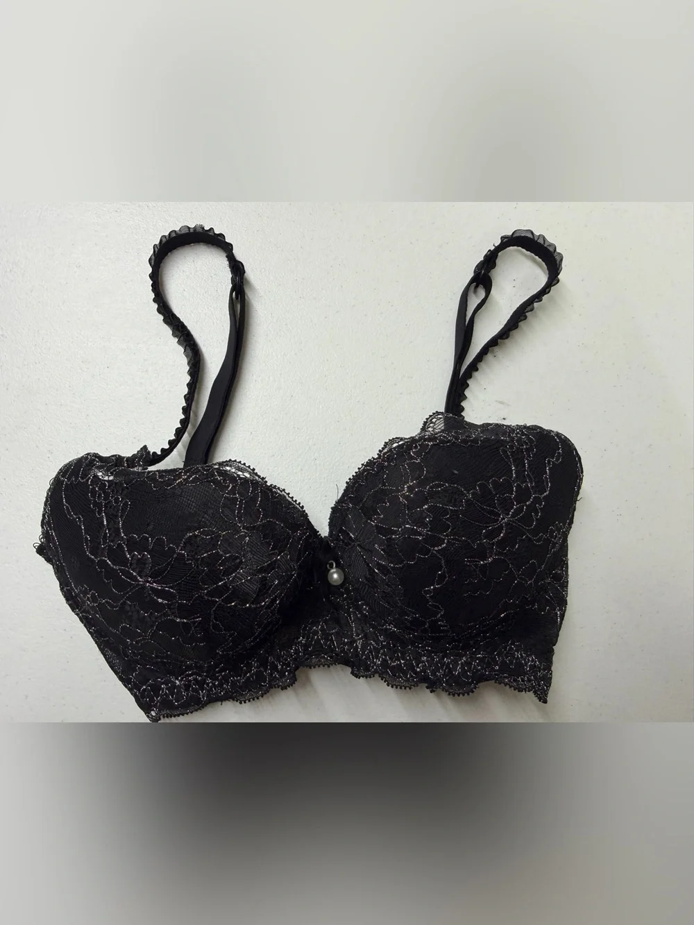 Vintage Y2K Victoria’s Secret Very Sexy Black Metallic Lace Bra 34B Pearl Bow